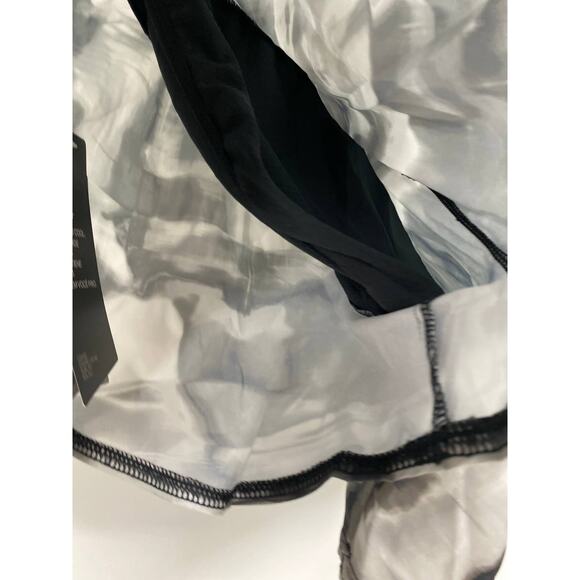 Under Armour Womens Gray Black Athletic Swishy Running Shorts NEW Large - Picture 5 of 9